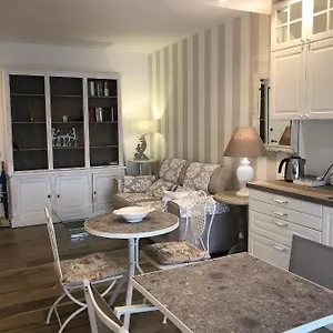 https://la-rosa-bianca.it-lombardy.com