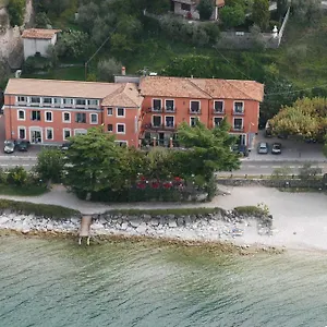 https://hotel-residence-sirenella.hotelinveneto.com